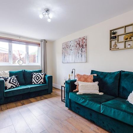 Charming 3-Bed Cottage In Chester, Ideal For Families & Workers, Free Parking - Sleeps 7 외부 사진