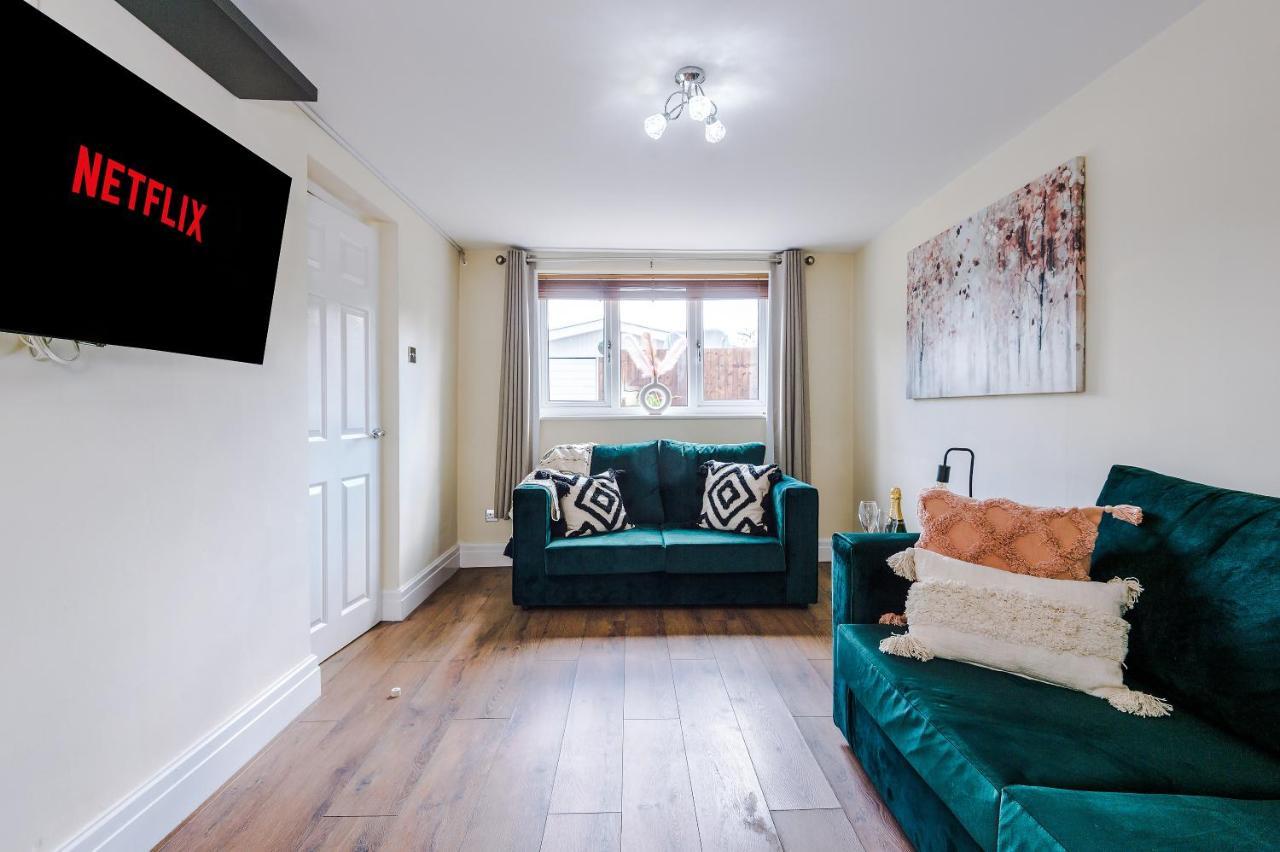Charming 3-Bed Cottage In Chester, Ideal For Families & Workers, Free Parking - Sleeps 7 외부 사진