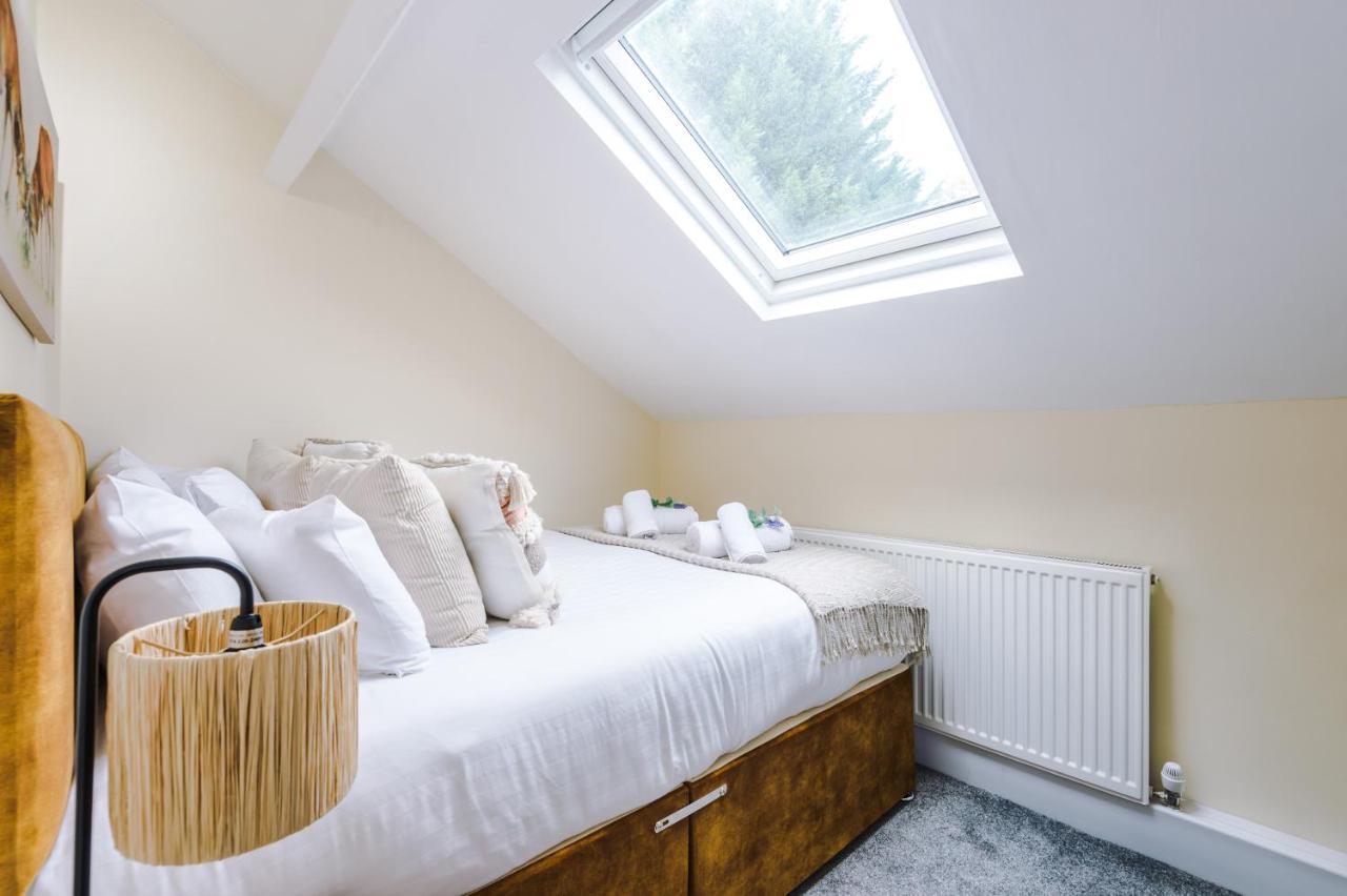 Charming 3-Bed Cottage In Chester, Ideal For Families & Workers, Free Parking - Sleeps 7 외부 사진