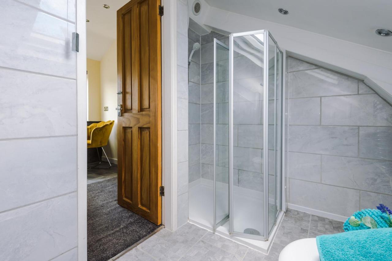 Charming 3-Bed Cottage In Chester, Ideal For Families & Workers, Free Parking - Sleeps 7 외부 사진