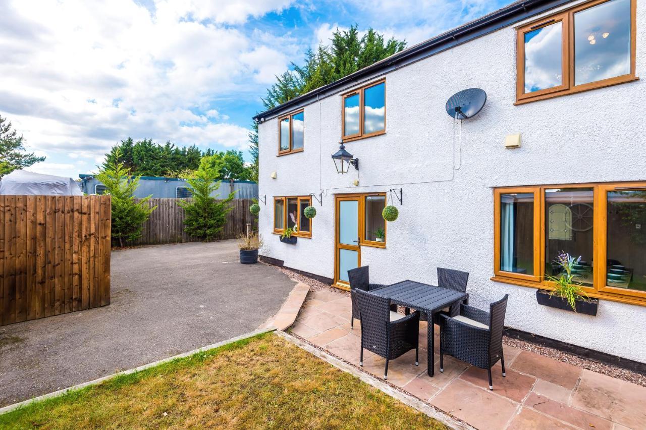 Charming 3-Bed Cottage In Chester, Ideal For Families & Workers, Free Parking - Sleeps 7 외부 사진