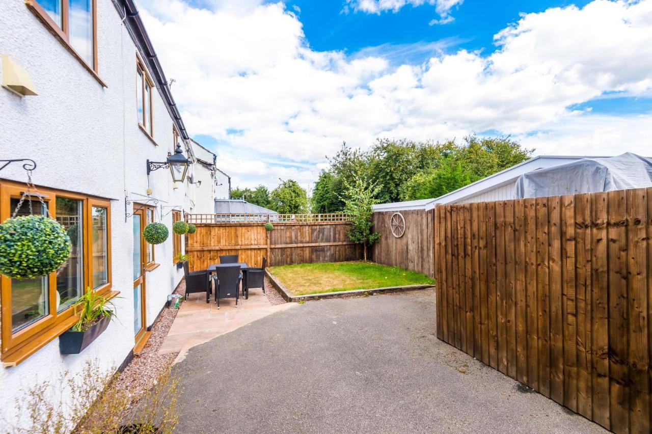 Charming 3-Bed Cottage In Chester, Ideal For Families & Workers, Free Parking - Sleeps 7 외부 사진